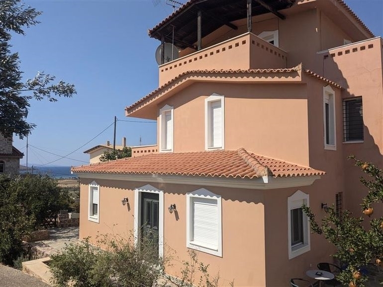 (For Sale) Residential Detached house || East Attica/Anavyssos - 240 Sq.m, 3 Bedrooms, 600.000€ 