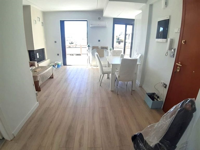 (For Sale) Residential Floor Apartment || Athens South/Palaio Faliro - 67 Sq.m, 2 Bedrooms, 340.000€ 