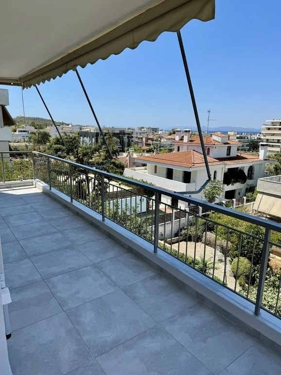 (For Sale) Residential Apartment || East Attica/Voula - 70 Sq.m, 2 Bedrooms, 380.000€ 